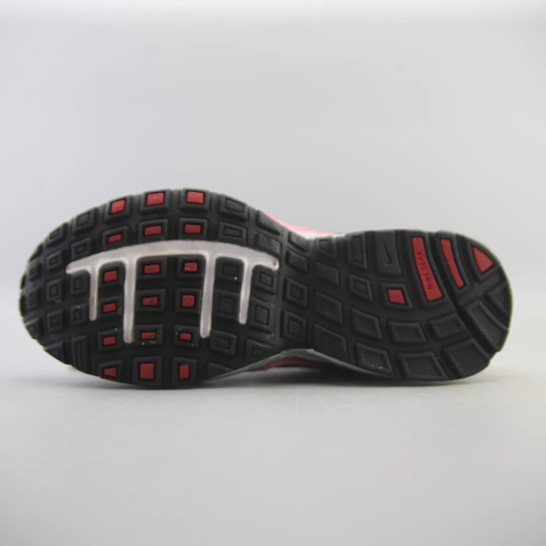 NIKE REAX RUN 5 sleek Nike sneaker angles