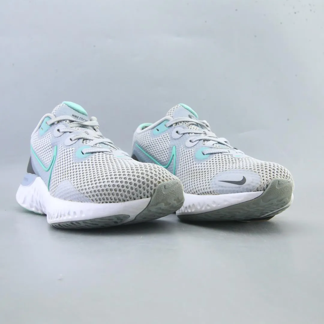 NIKE  RENEW RUN sporty Nike shoe designs