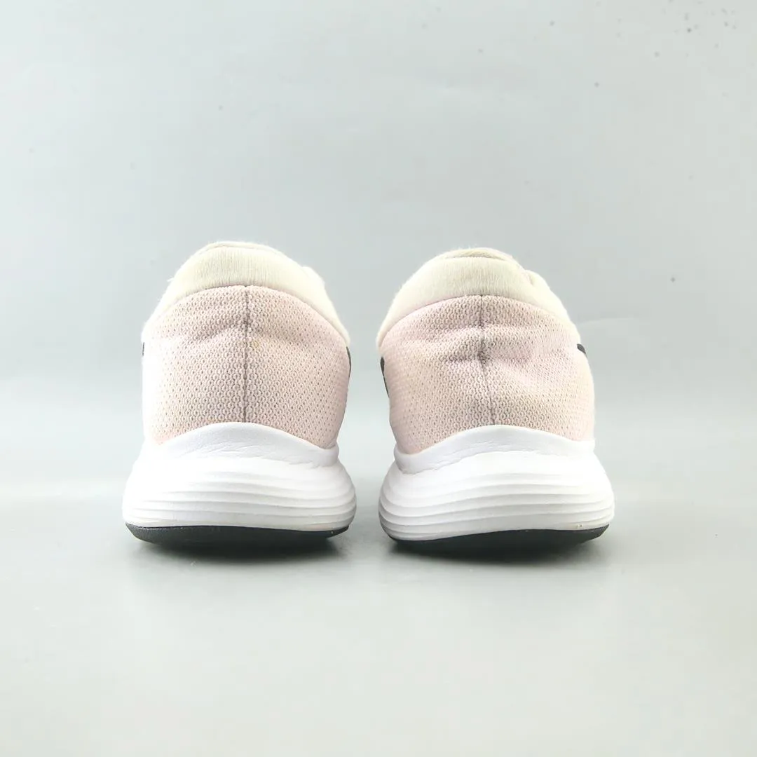 NIKE REVOLUTION 4 Nike casual shoe imagery