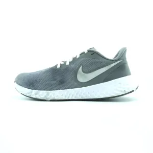 NIKE REVOLUTION 5 Nike comfortable everyday sneakers