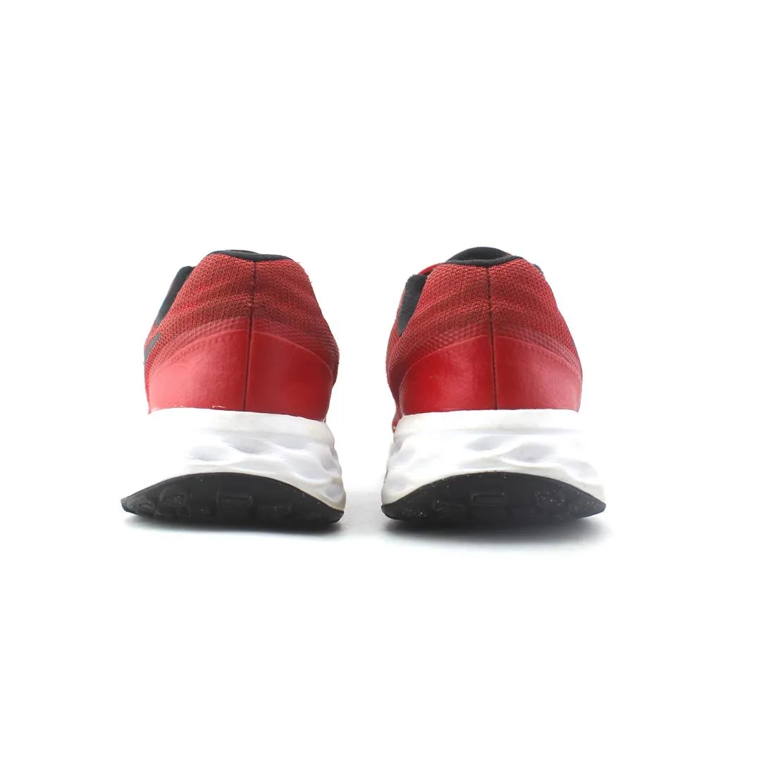 NIKE REVOLUTION 6 sleek Nike sneaker angles