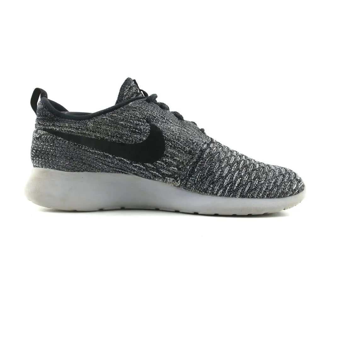 NIKE ROSHE ONE FLYKNIT Nike performance shoe shots