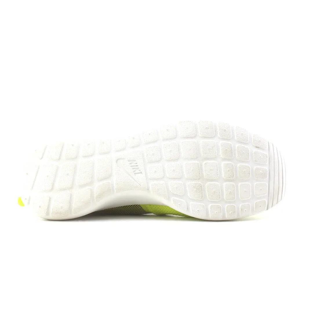 NIKE ROSHE ONE Nike sneaker detail shots