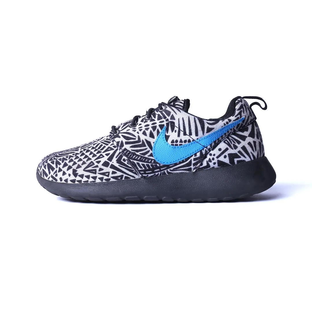 NIKE ROSHE RUN PRINT Nike high-performance athletic shoes