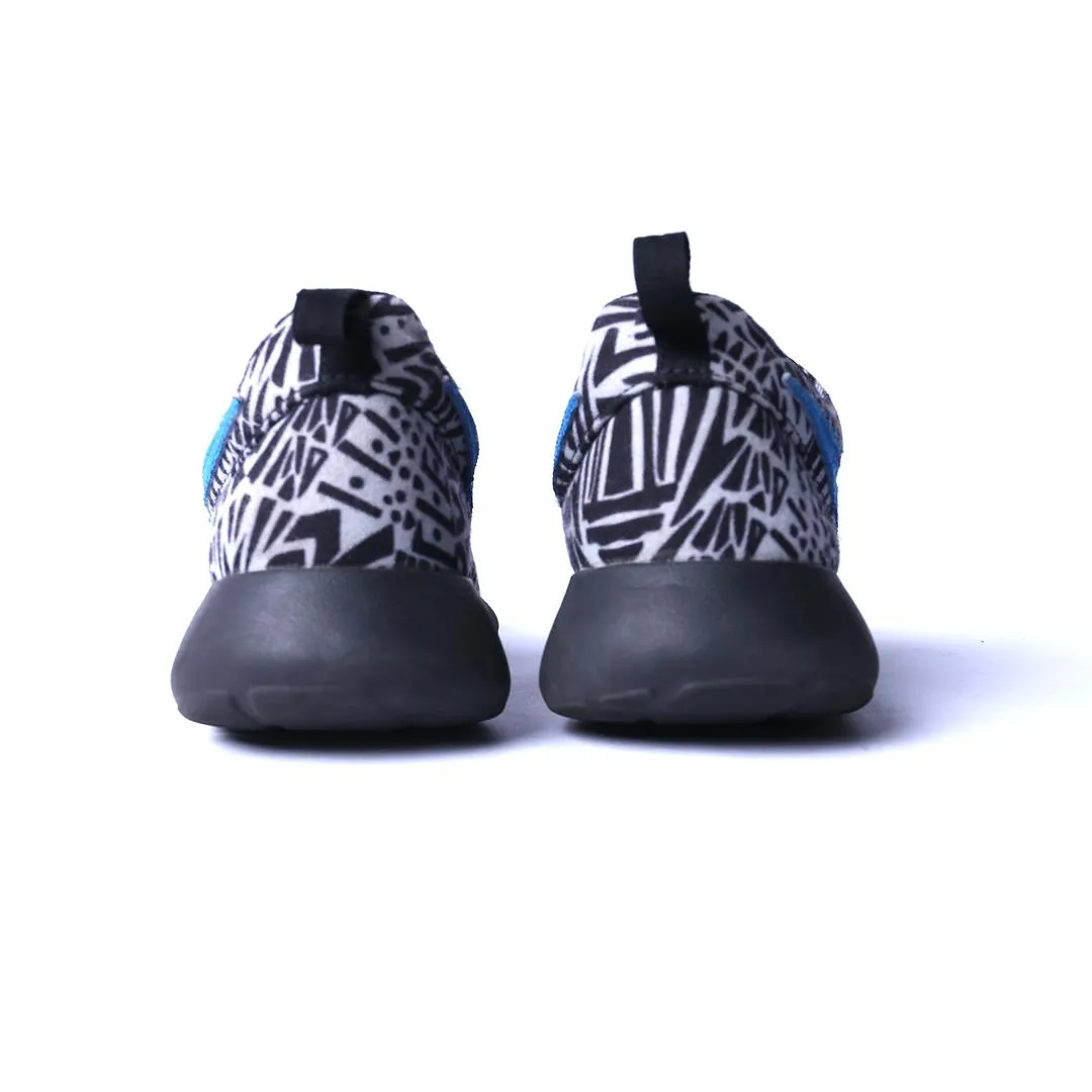 NIKE ROSHE RUN PRINT sporty Nike shoe designs