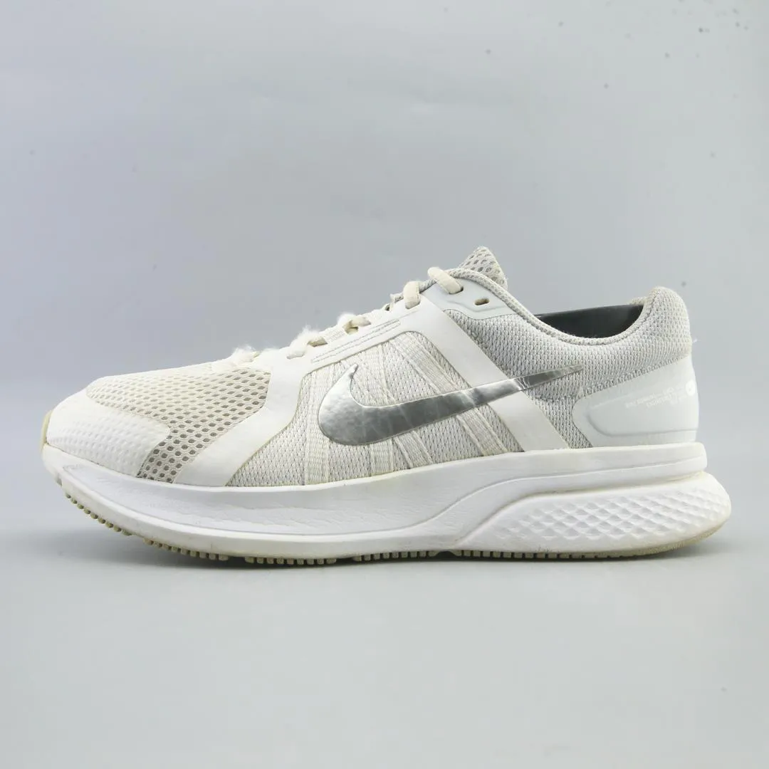 NIKE RUN SWIFT 2 Nike trendy lifestyle shoes