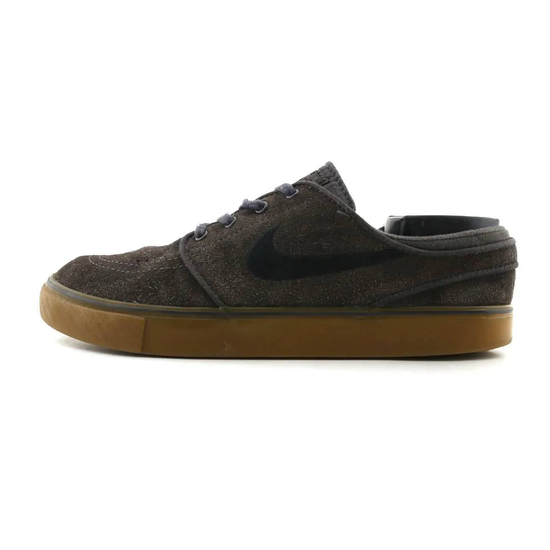 NIKE SB STEFAN JANOSKI SUEDE Nike modern athletic shoe designs