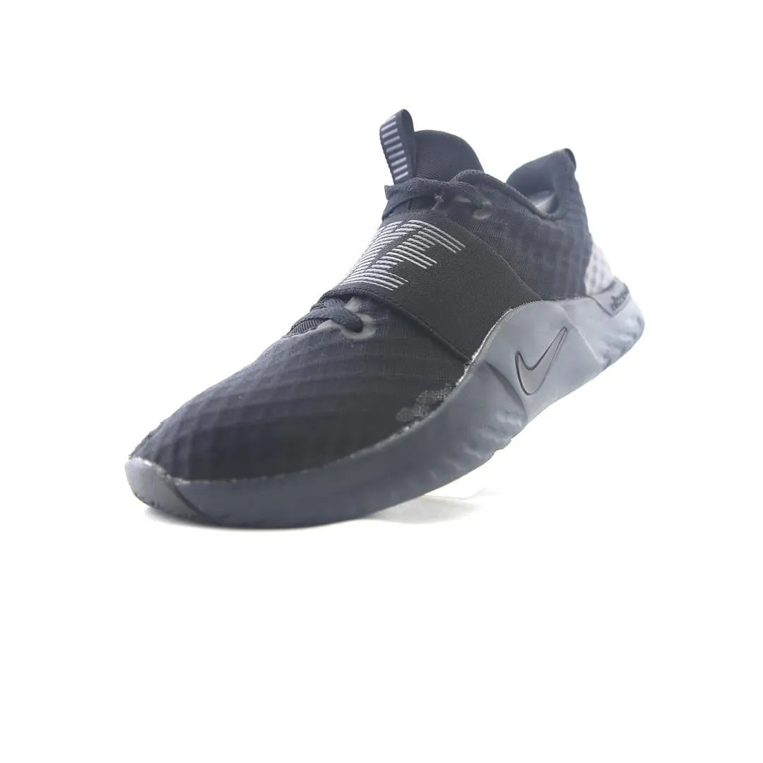 NIKE SEASON TR 9 vibrant Nike shoe colors