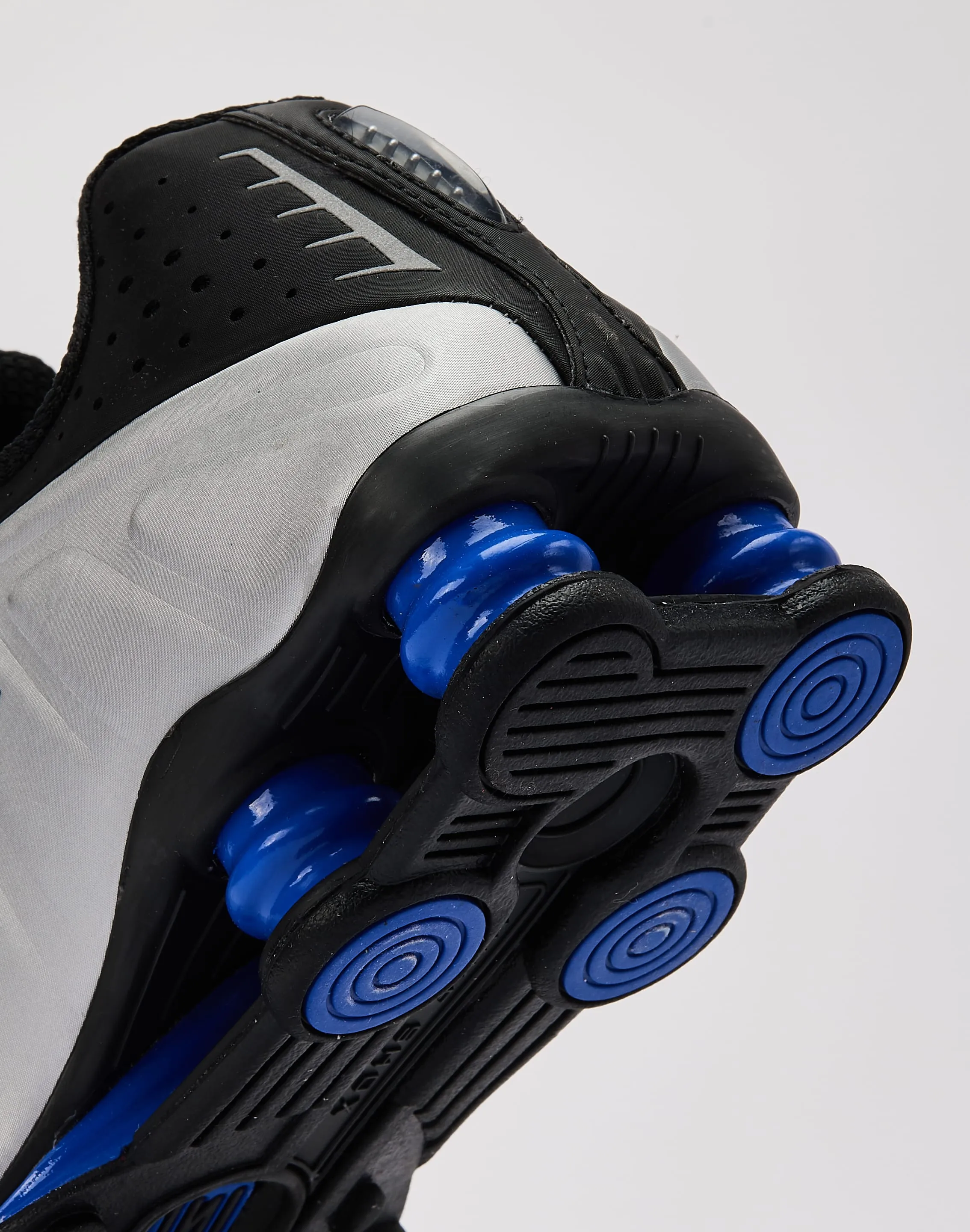 Nike Shox R4 Comfort Trainers