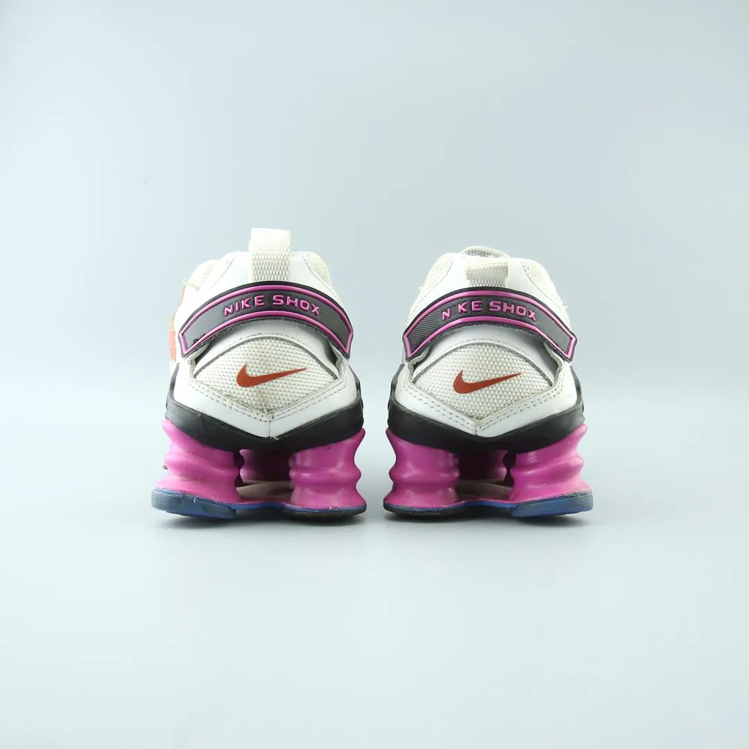 NIKE  SHOX TL NOVA Nike athletic footwear visuals