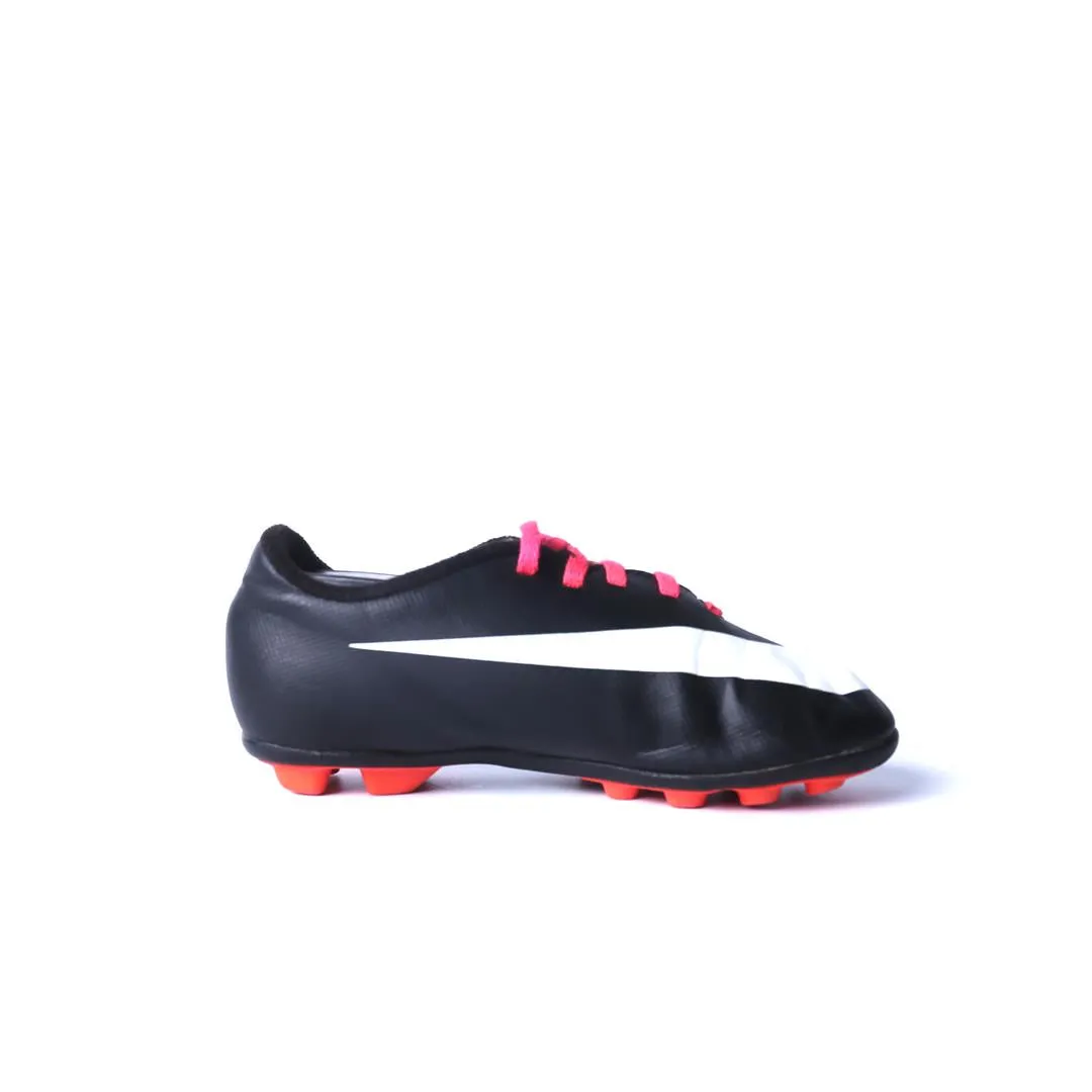 NIKE SOCCER CLEATS stylish Nike trainer looks