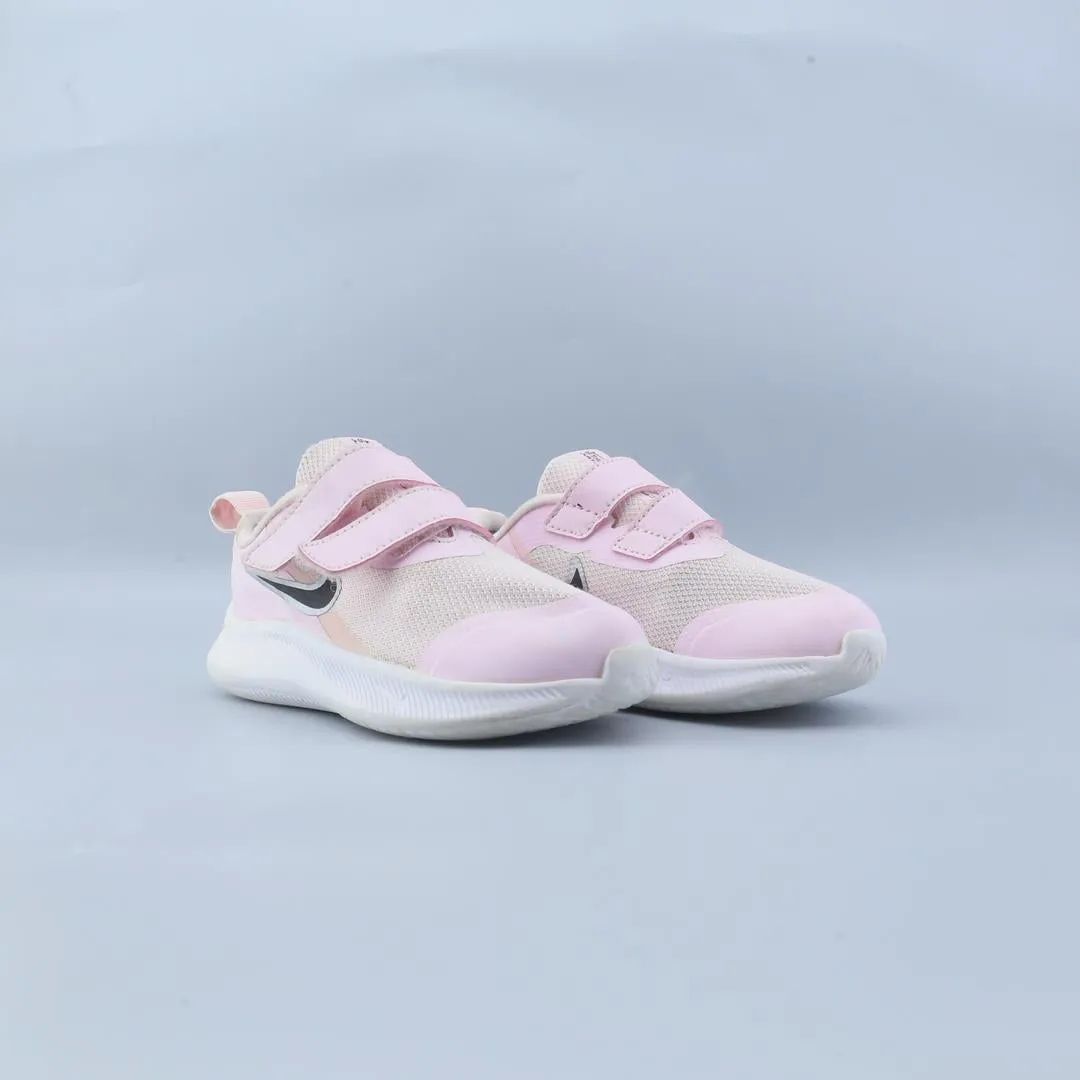 NIKE  STAR RUNNER 3 Nike athletic footwear visuals