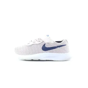 NIKE TANJUN Nike sleek running shoe styles