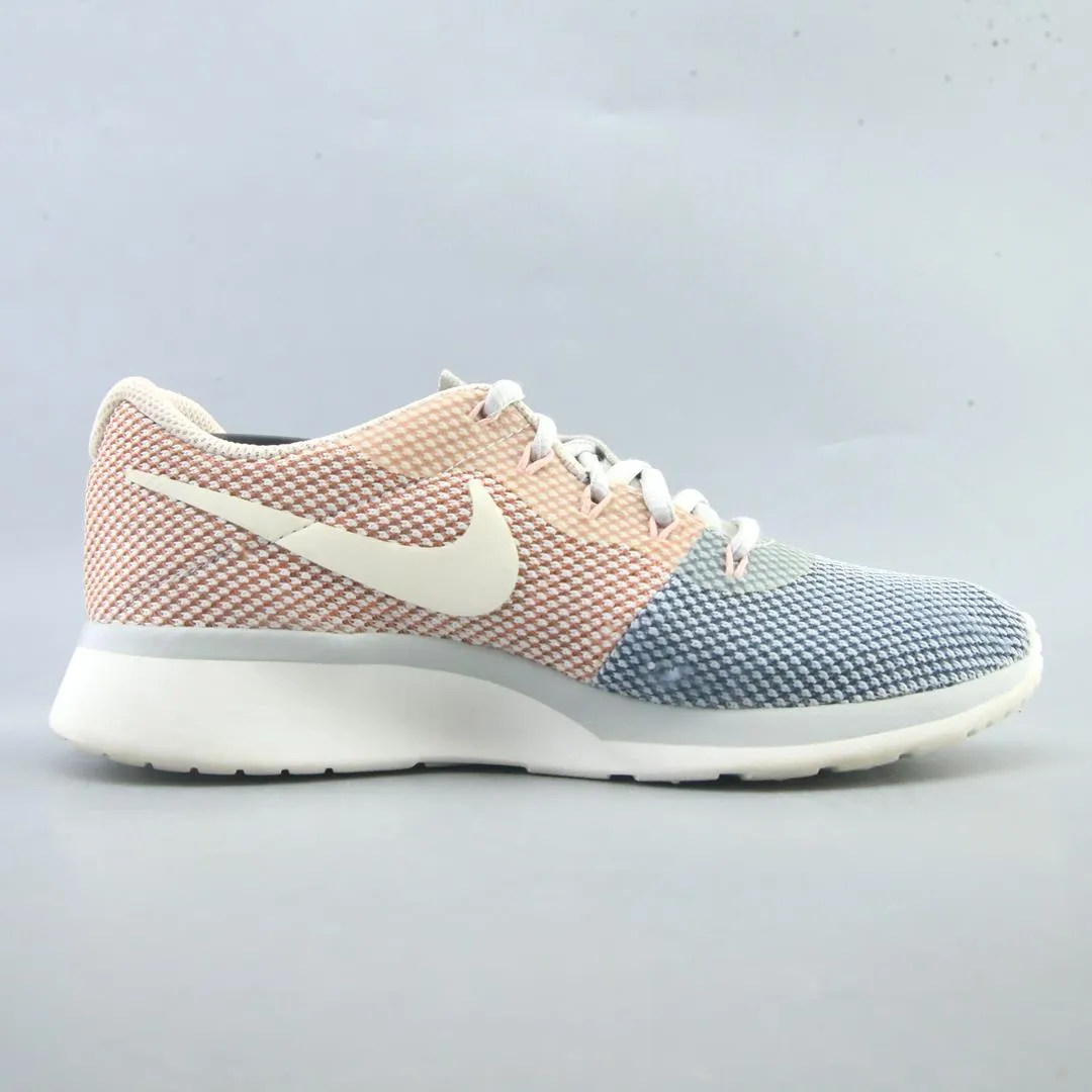 NIKE TANJUN Nike athletic footwear visuals