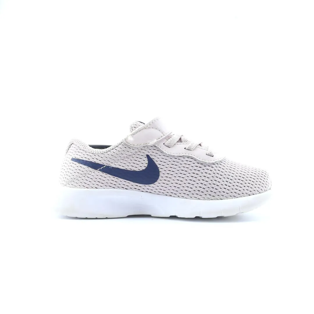 NIKE TANJUN Nike athletic footwear visuals