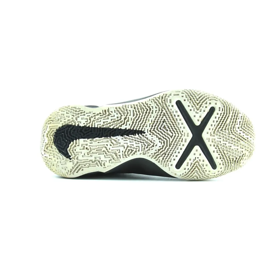 NIKE  TEAM HUSTLE D 10 stylish Nike trainer looks