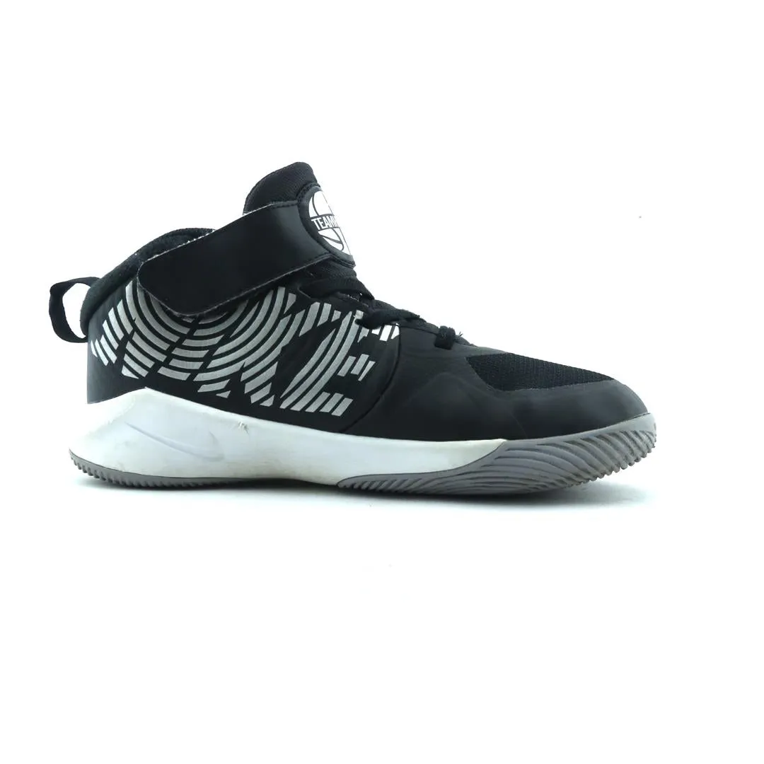 NIKE  TEAM HUSTLE D 9 sporty Nike shoe designs