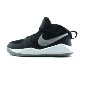 NIKE  TEAM HUSTLE D 9 Nike high-performance athletic shoes
