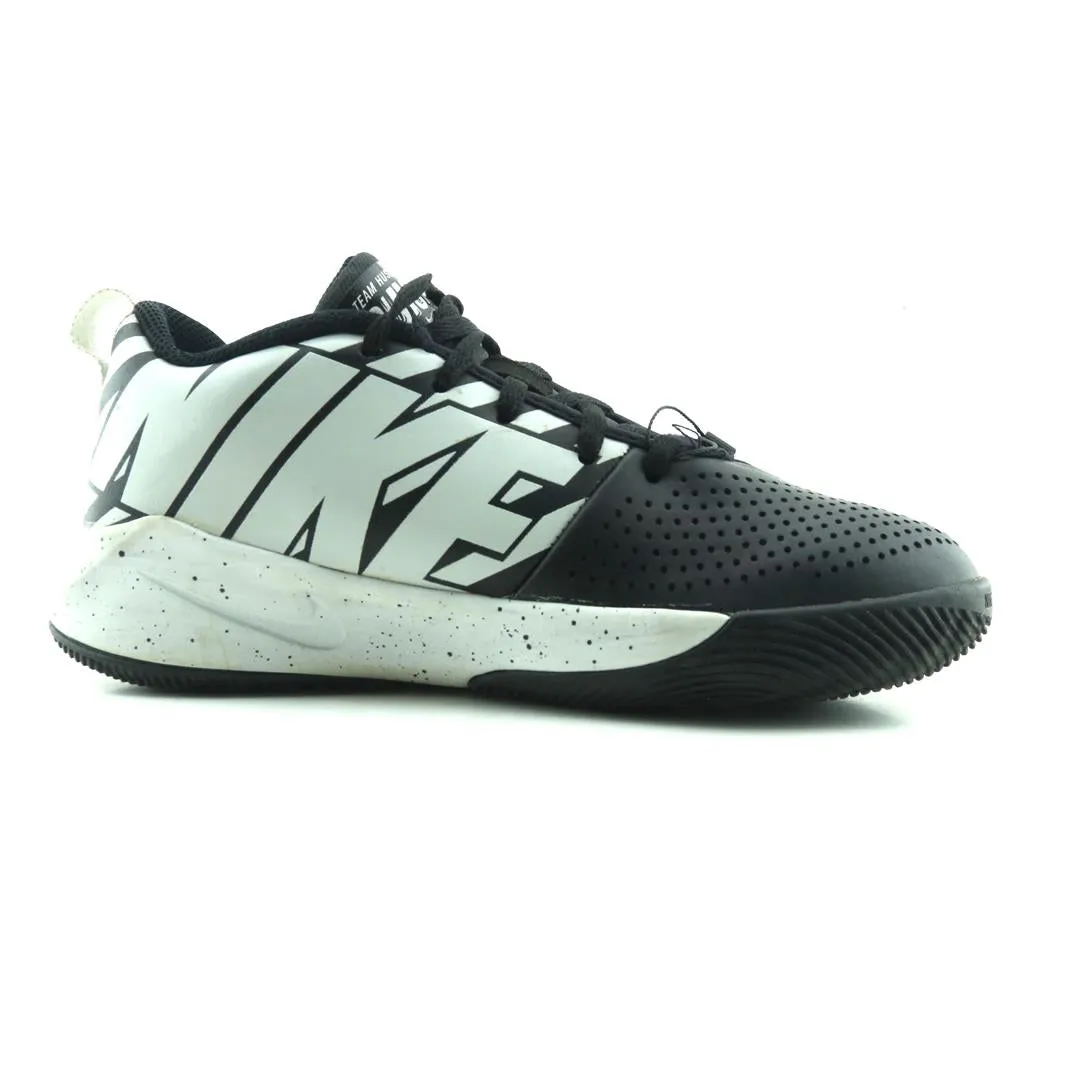 NIKE  TEAM HUSTLE sporty Nike shoe designs