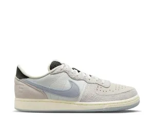 Nike Terminator Low Nike essential sneakers for sport and street