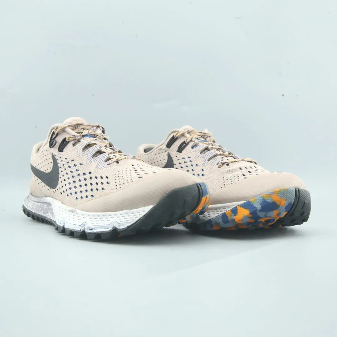 NIKE TERRA KIGER 4 Nike sneaker detail shots