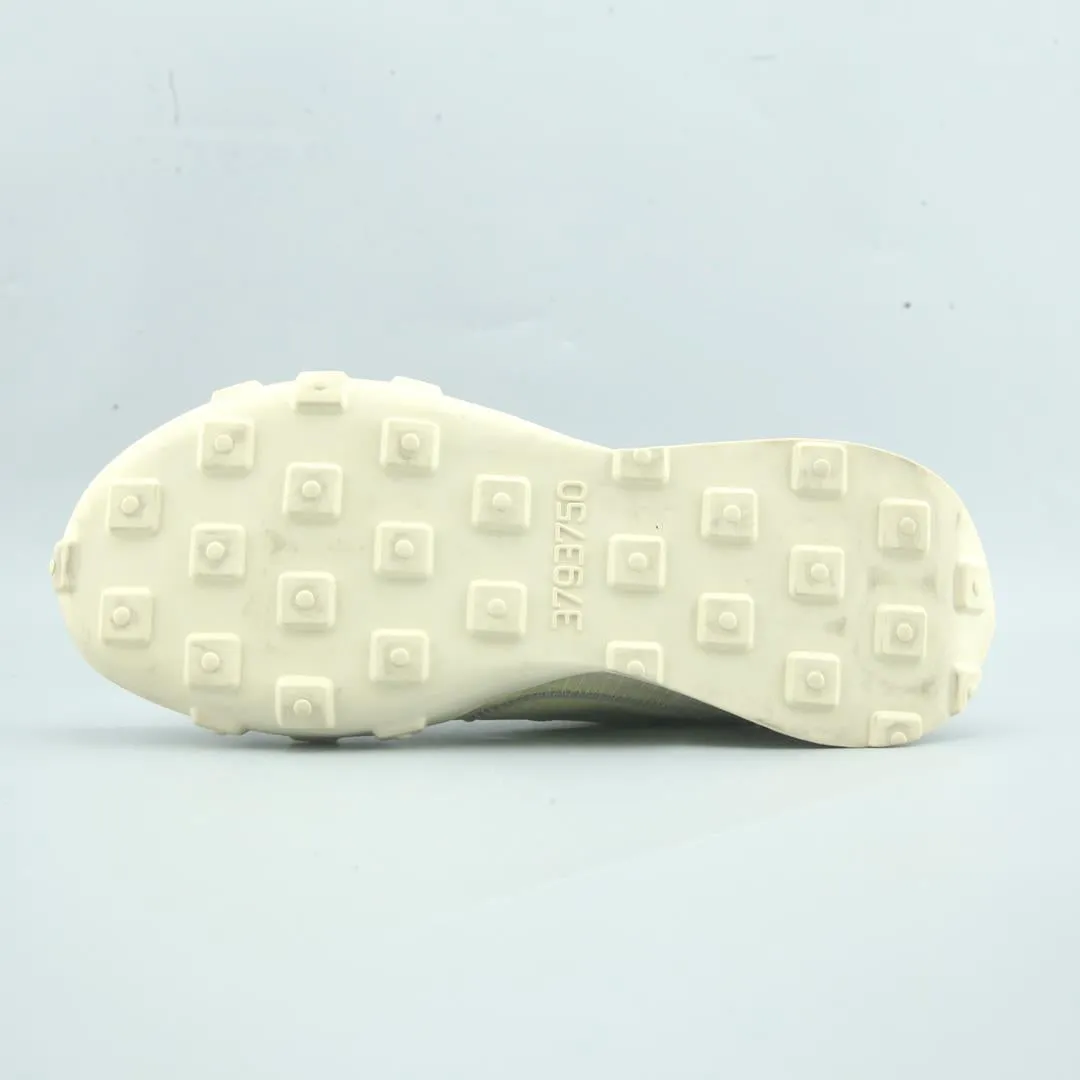 NIKE  WAFFLE RACER stylish Nike trainer looks