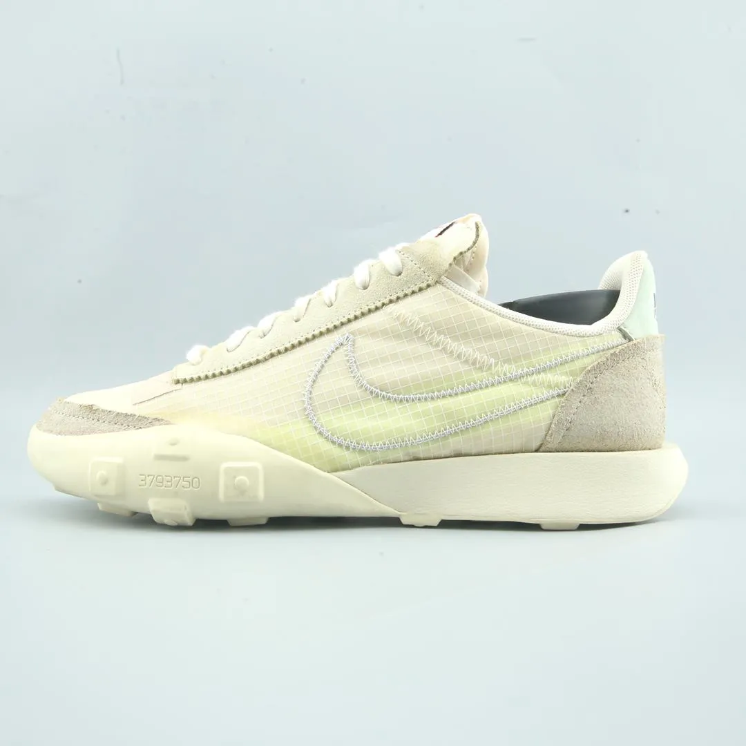 NIKE  WAFFLE RACER Nike bold colorway footwear