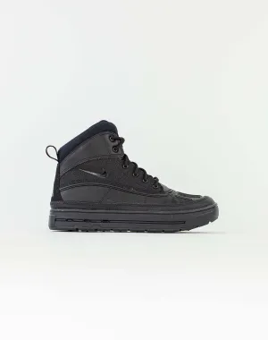 Nike Woodside 2 High Acg Boots Grade-School Nike casual sneakers with modern design