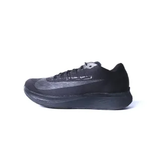 NIKE ZOOM FLY Nike bold colorway footwear