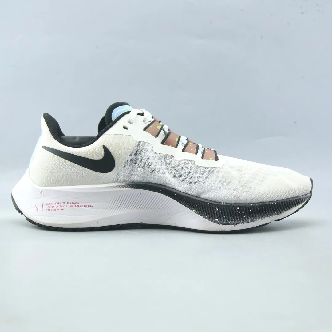NIKE ZOOM PEGASUS 37 Nike lifestyle footwear visuals