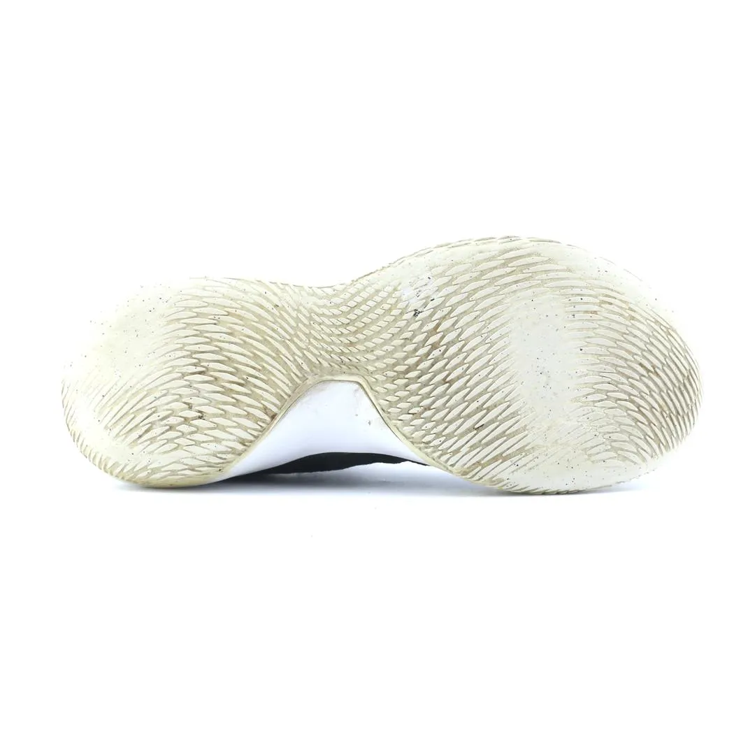 NIKE ZOOM SHIFT TB Nike casual shoe imagery