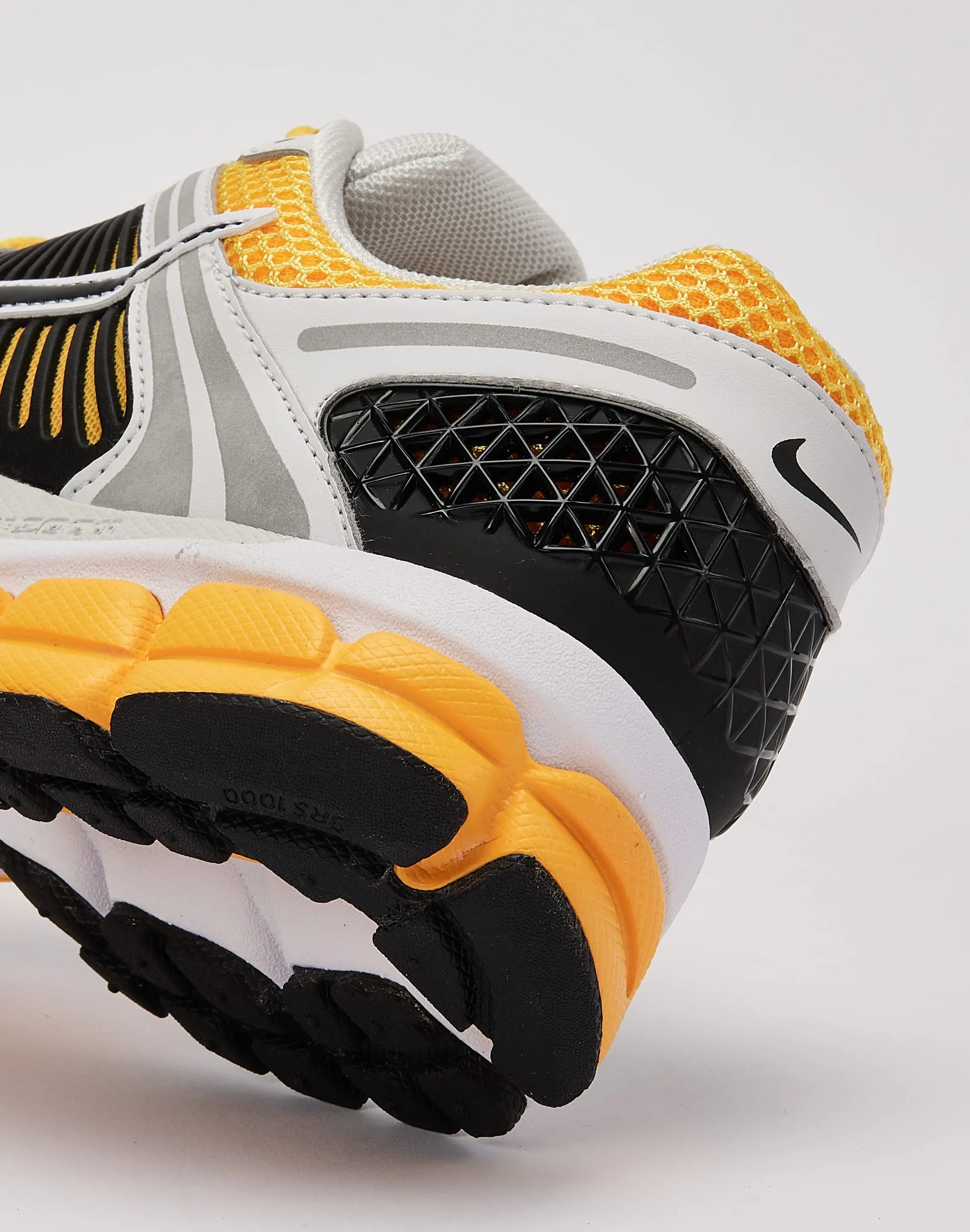 Nike Zoom Vomero 5 Comfort Trainers