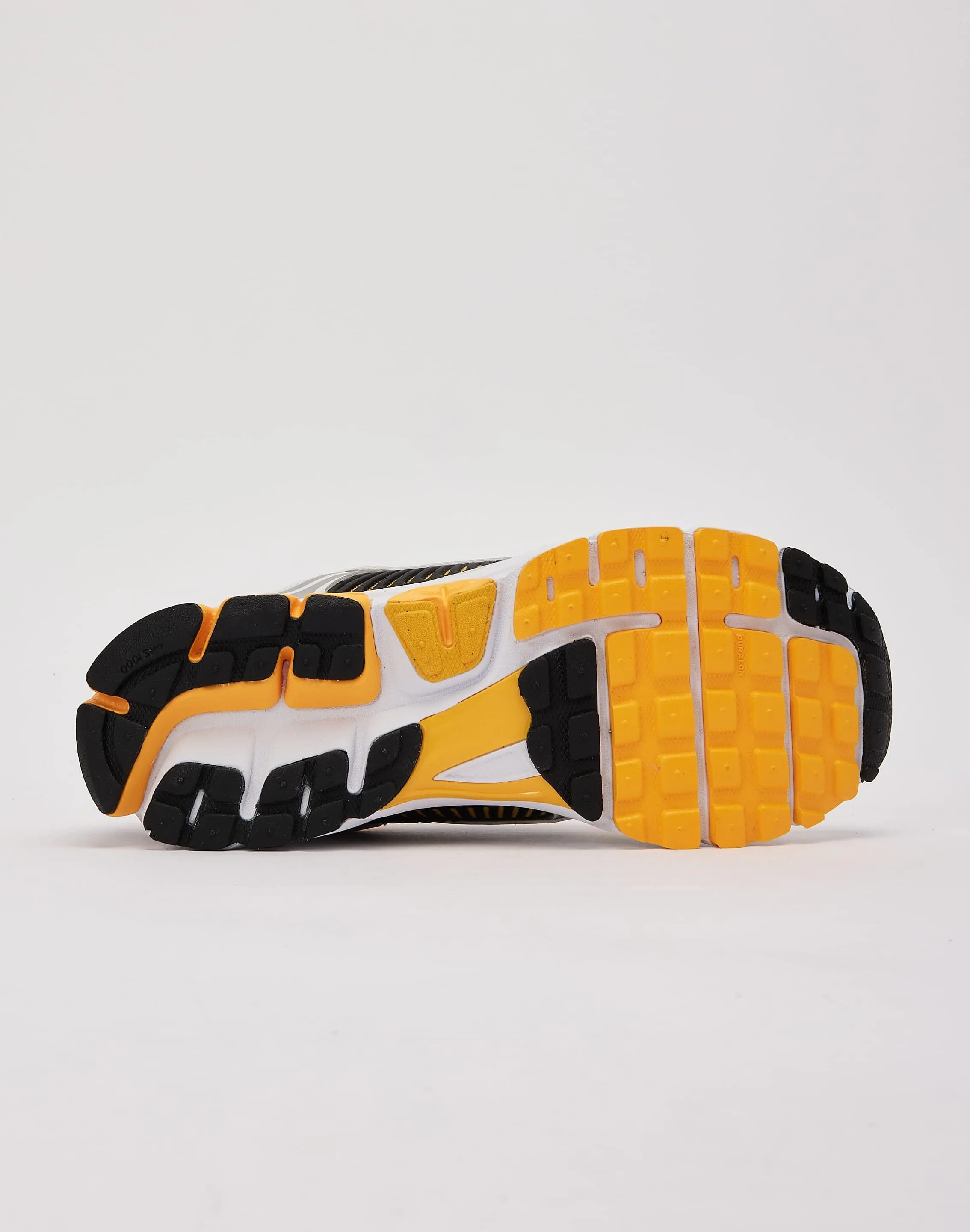 Nike Zoom Vomero 5 Comfort Trainers