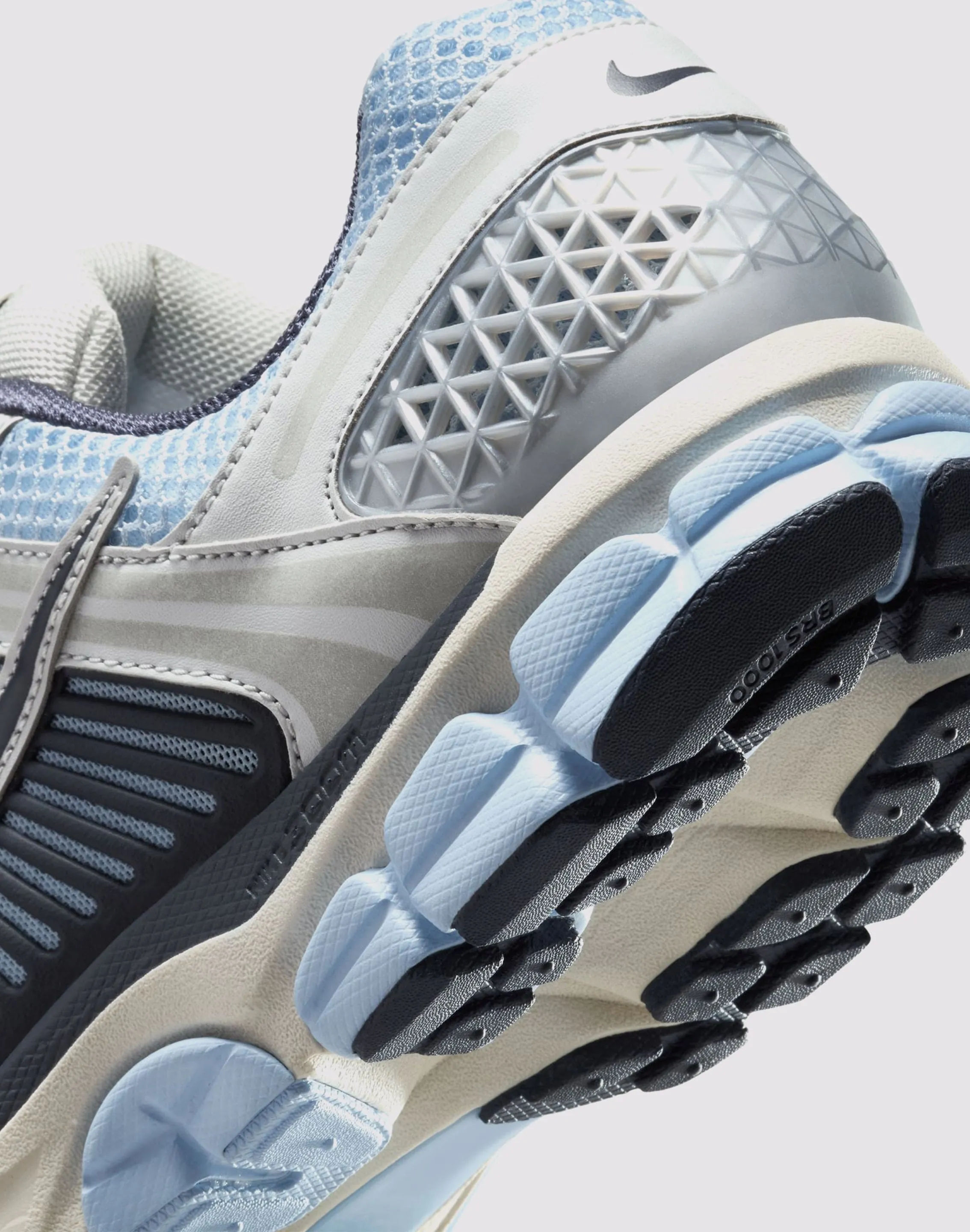 Nike Zoom Vomero 5 Comfort Trainers