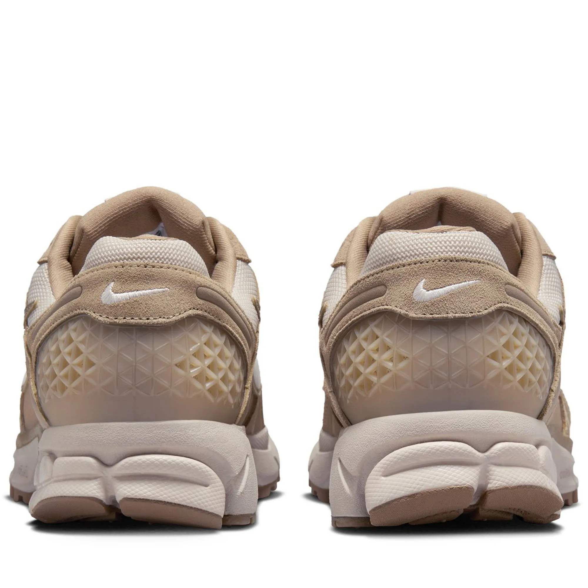 Nike Zoom Vomero 5 - Khaki/Phantom Nike signature shoe looks