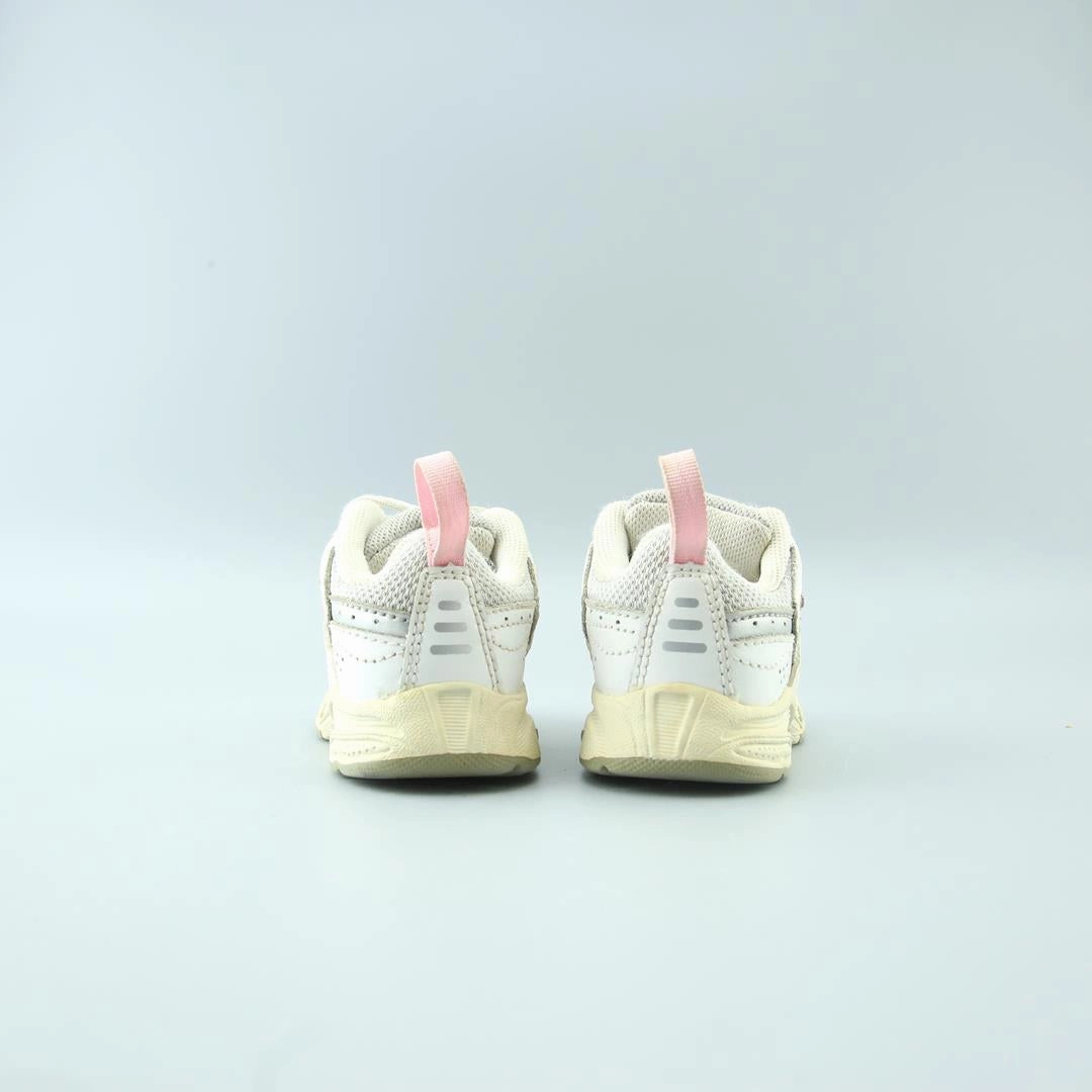 NIKE  ADVANTAGE RUNNER Nike athletic footwear visuals