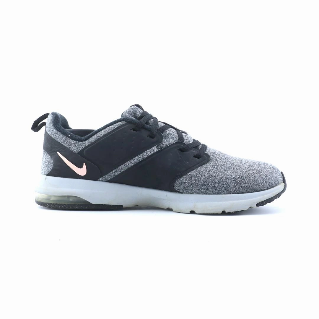 NIKE  AIR BELLA TR Nike athletic footwear visuals