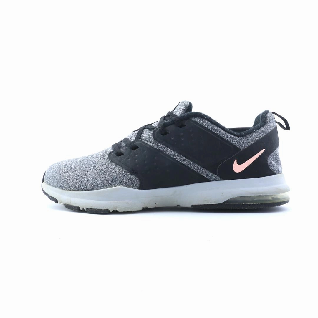 NIKE  AIR BELLA TR Nike sleek running shoe styles