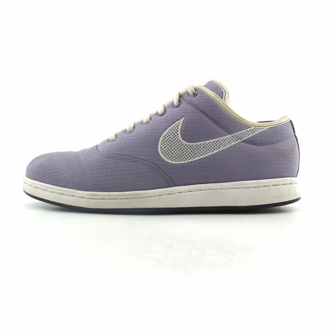 NIKE  AIR classic Nike shoe photos