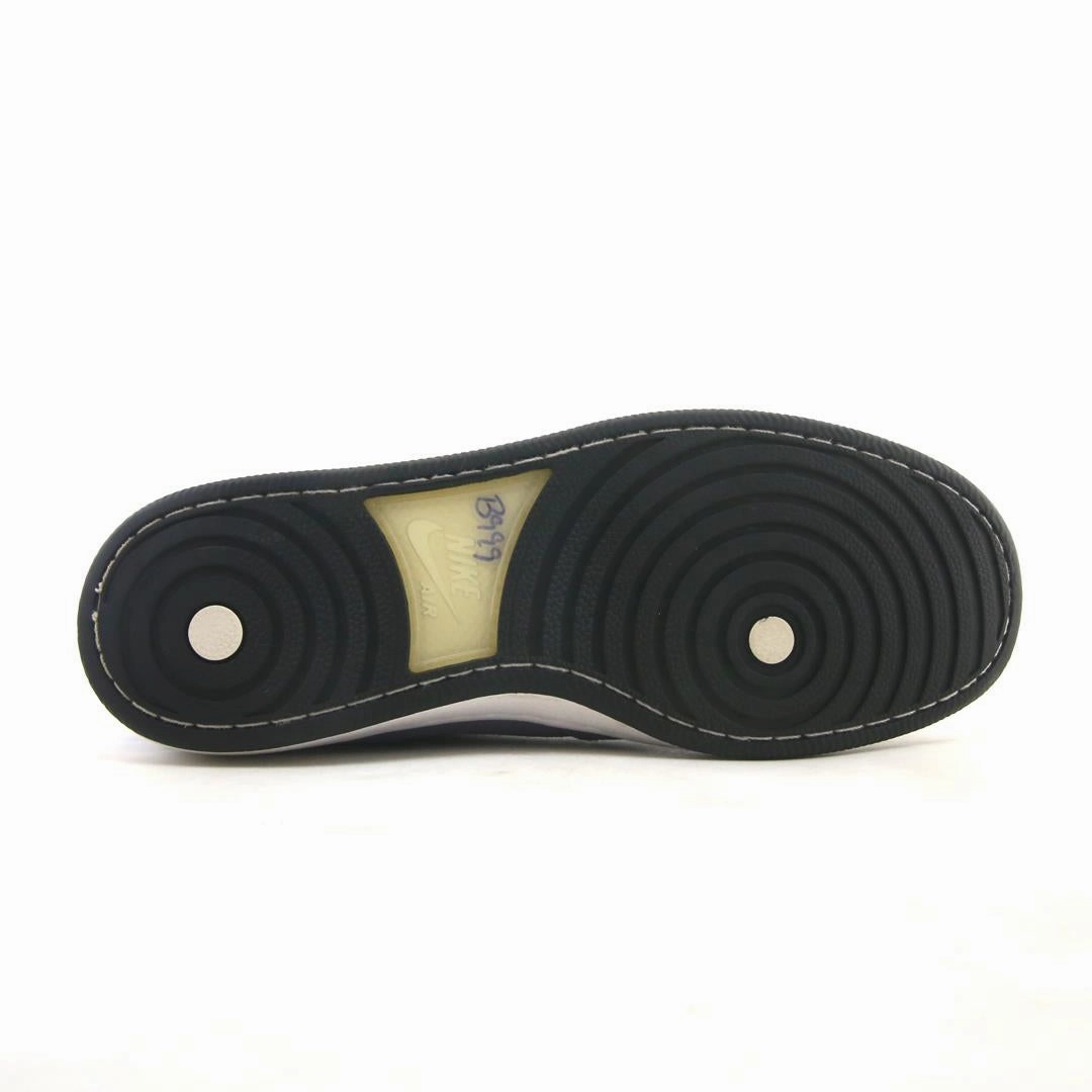NIKE  AIR classic Nike shoe photos
