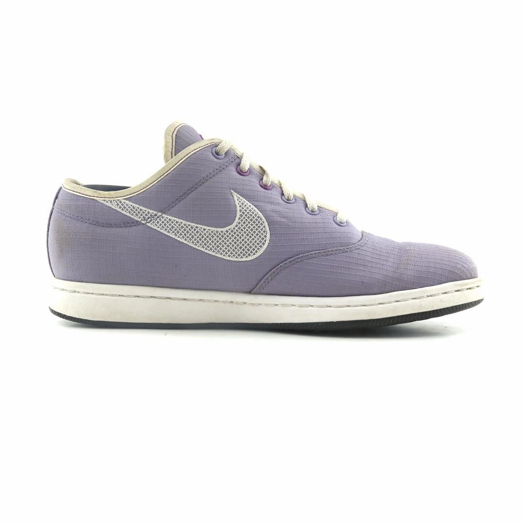 NIKE  AIR classic Nike shoe photos