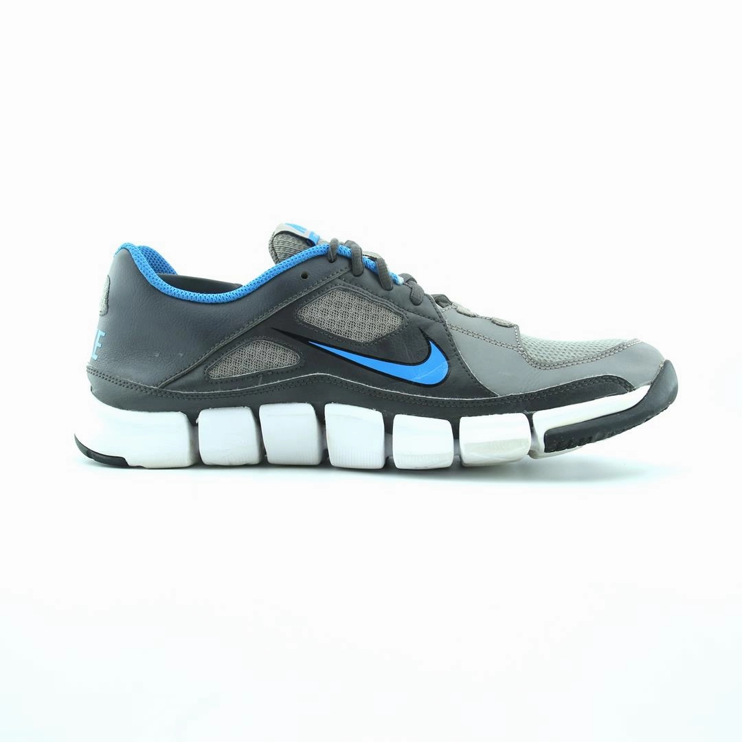 NIKE  AIR FLEX SHOW TR Nike casual shoe imagery