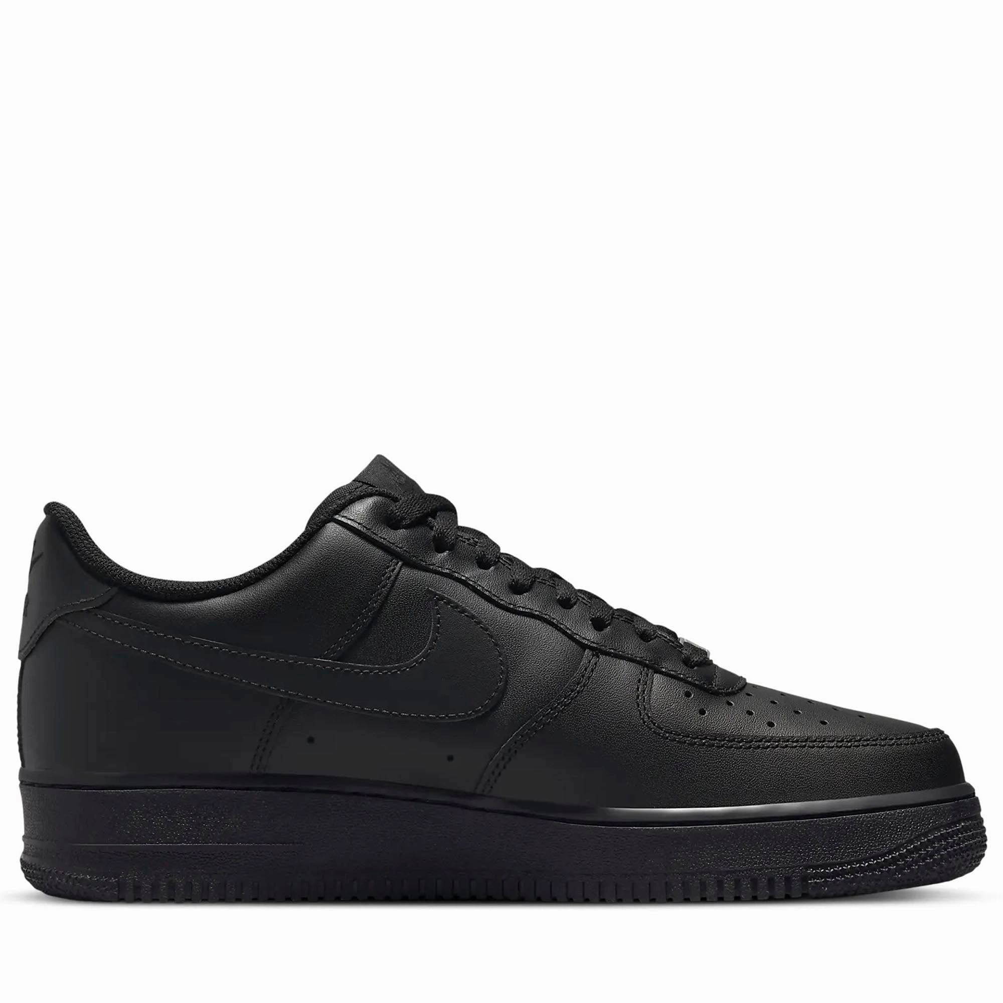 Nike Air Force 1 '07 - Black Nike signature shoe looks