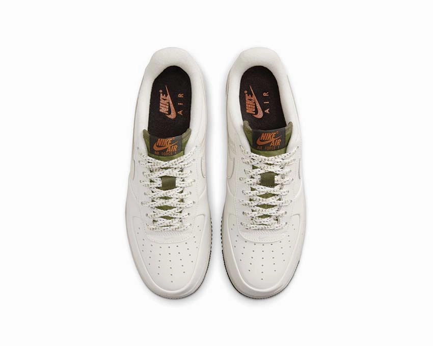 Nike Air Force 1 '07 LV8 Nike retro-inspired sneakers