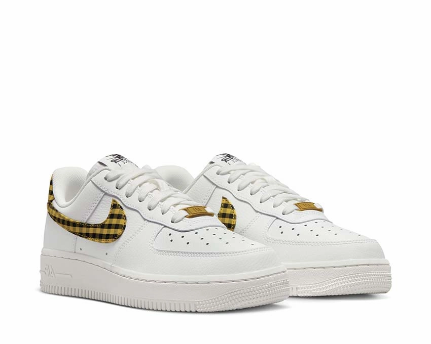 Nike Air Force 1 '07 Nike retro-inspired sneakers