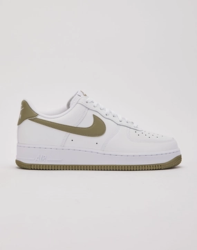 Nike Air Force 1 Low '07 Nike casual sneakers with modern design