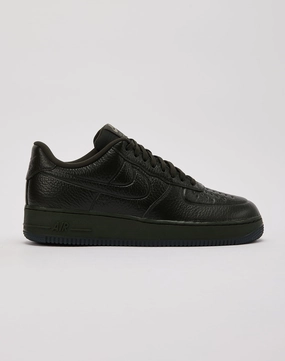 Nike Air Force 1 Low '07 Pro-Tech Nike casual sneakers with modern design