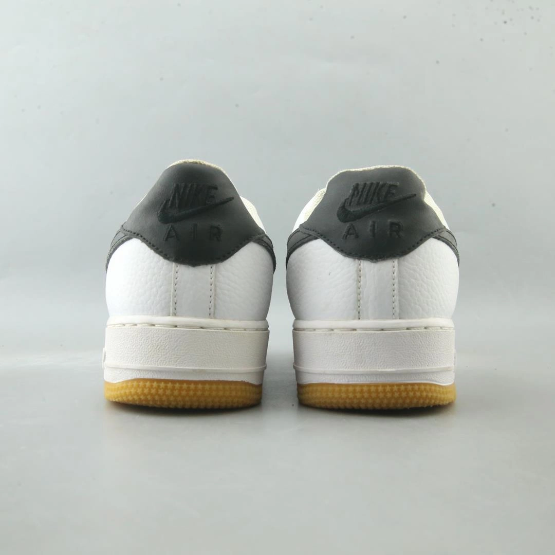 NIKE AIR FORCE 1 LOW '07 sporty Nike shoe designs