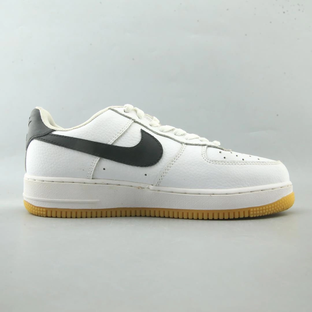 NIKE AIR FORCE 1 LOW '07 sporty Nike shoe designs