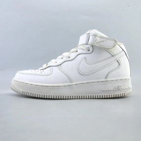 NIKE AIR FORCE 1 MID '07 Nike lightweight trainer models